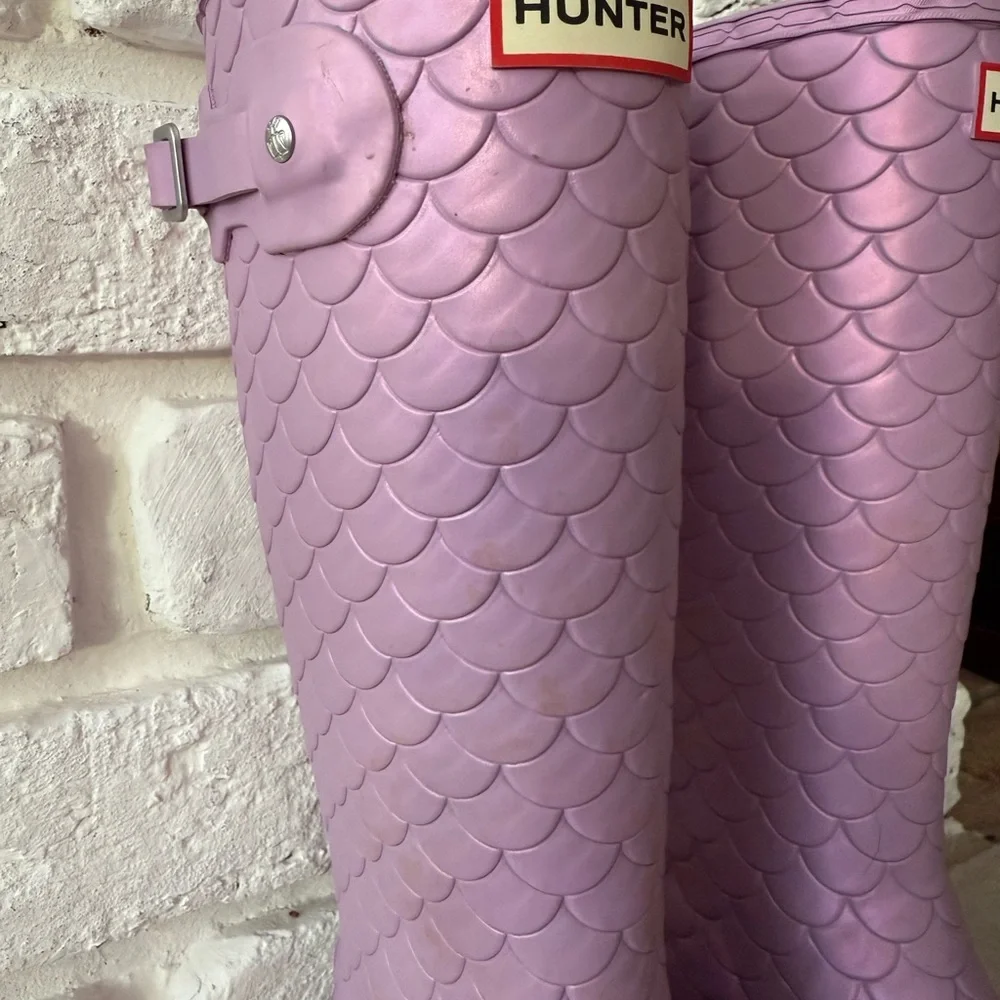 Hunter Lavender Mermaid Pattern Boots - Sea Dragon - Picture 2 of 9